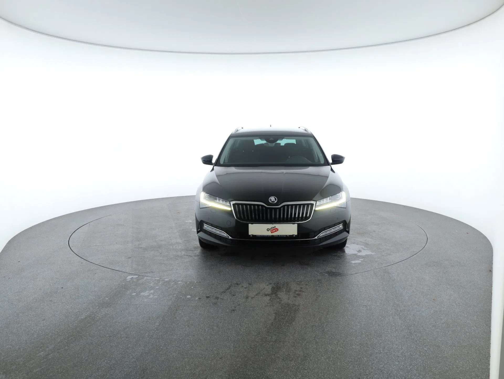 Skoda Superb Combi 2.0 TDI Style | Bild 28 von 30