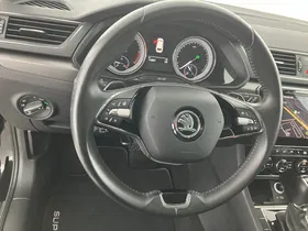 Skoda Superb Combi 2.0 TDI Style | Thumbnail 7 von 30