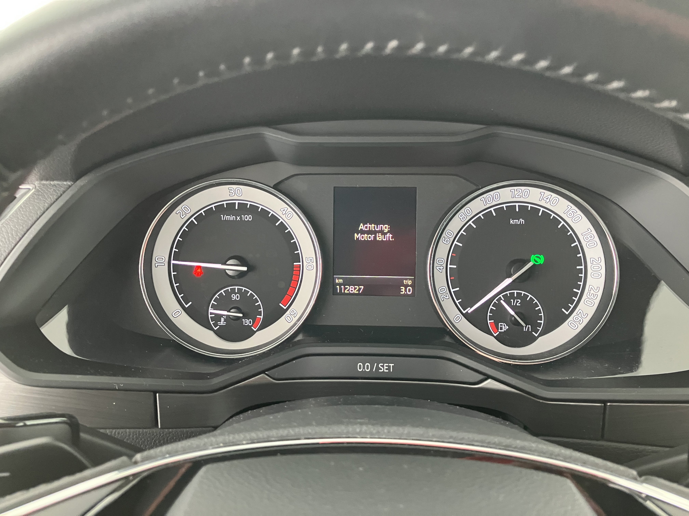 Skoda Superb Combi 2.0 TDI Style | Bild 8 von 30