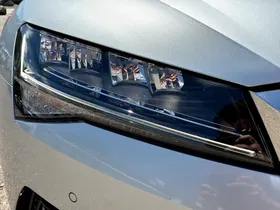Skoda Superb Combi 2.0 TDI Ambition | Thumbnail 7 von 24
