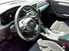 Skoda Superb Combi 2.0 TDI Ambition | Thumbnail 9 von 24
