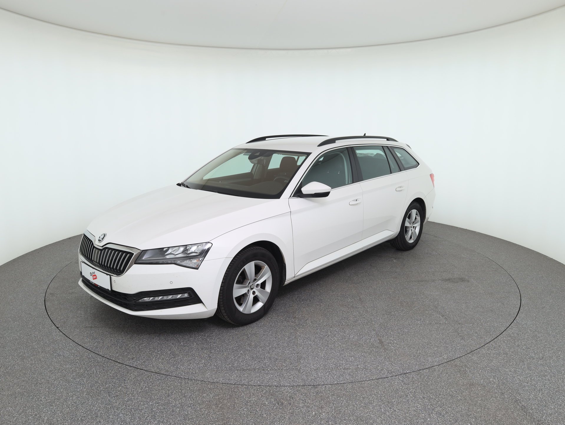Skoda Superb Combi 2.0 TDI Ambition | Bild 1 von 30