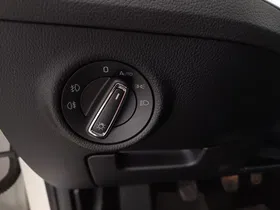 Skoda Superb Combi 2.0 TDI Ambition | Thumbnail 13 von 31