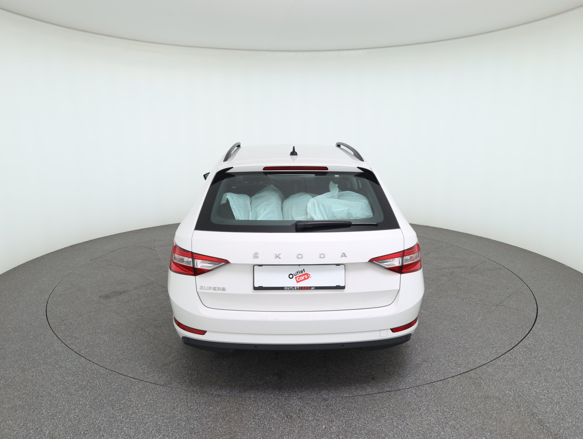 Skoda Superb Combi 2.0 TDI Ambition | Bild 6 von 30