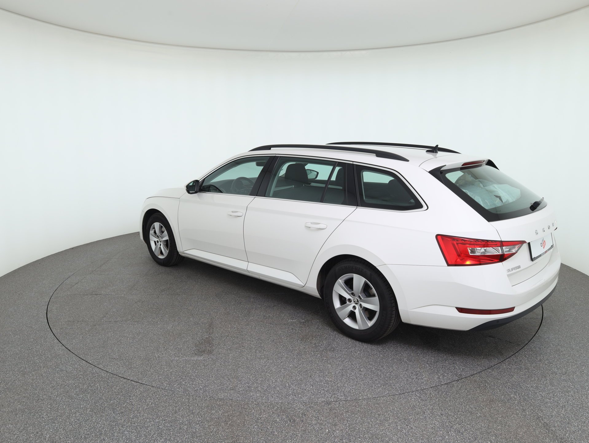 Skoda Superb Combi 2.0 TDI Ambition | Bild 7 von 30