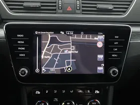 Skoda Superb Combi 2.0 TDI Style | Thumbnail 16 von 21