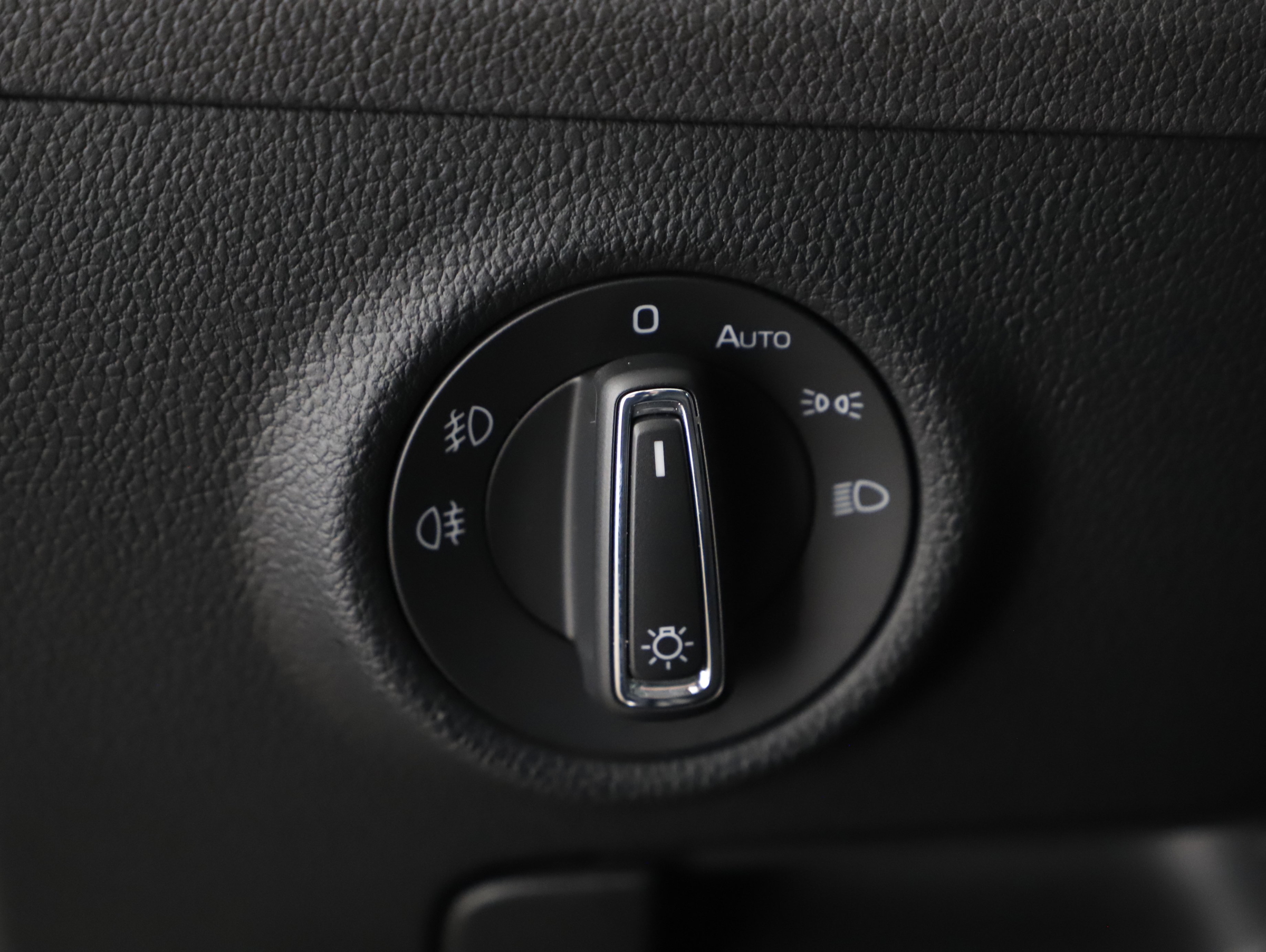 Skoda Superb Combi 2.0 TDI Style | Bild 5 von 21