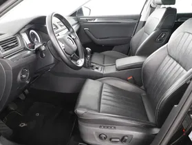 Skoda Superb Combi 2.0 TDI Style | Thumbnail 6 von 21