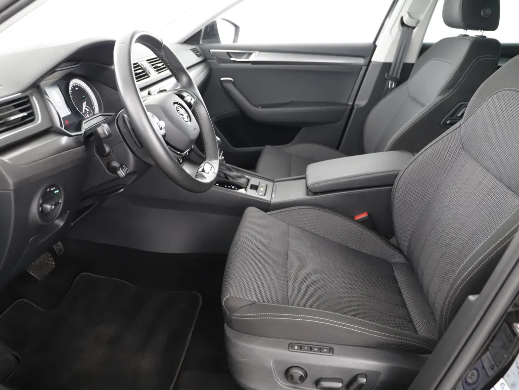 Bild eines Skoda Superb Combi 2.0 TDI Style