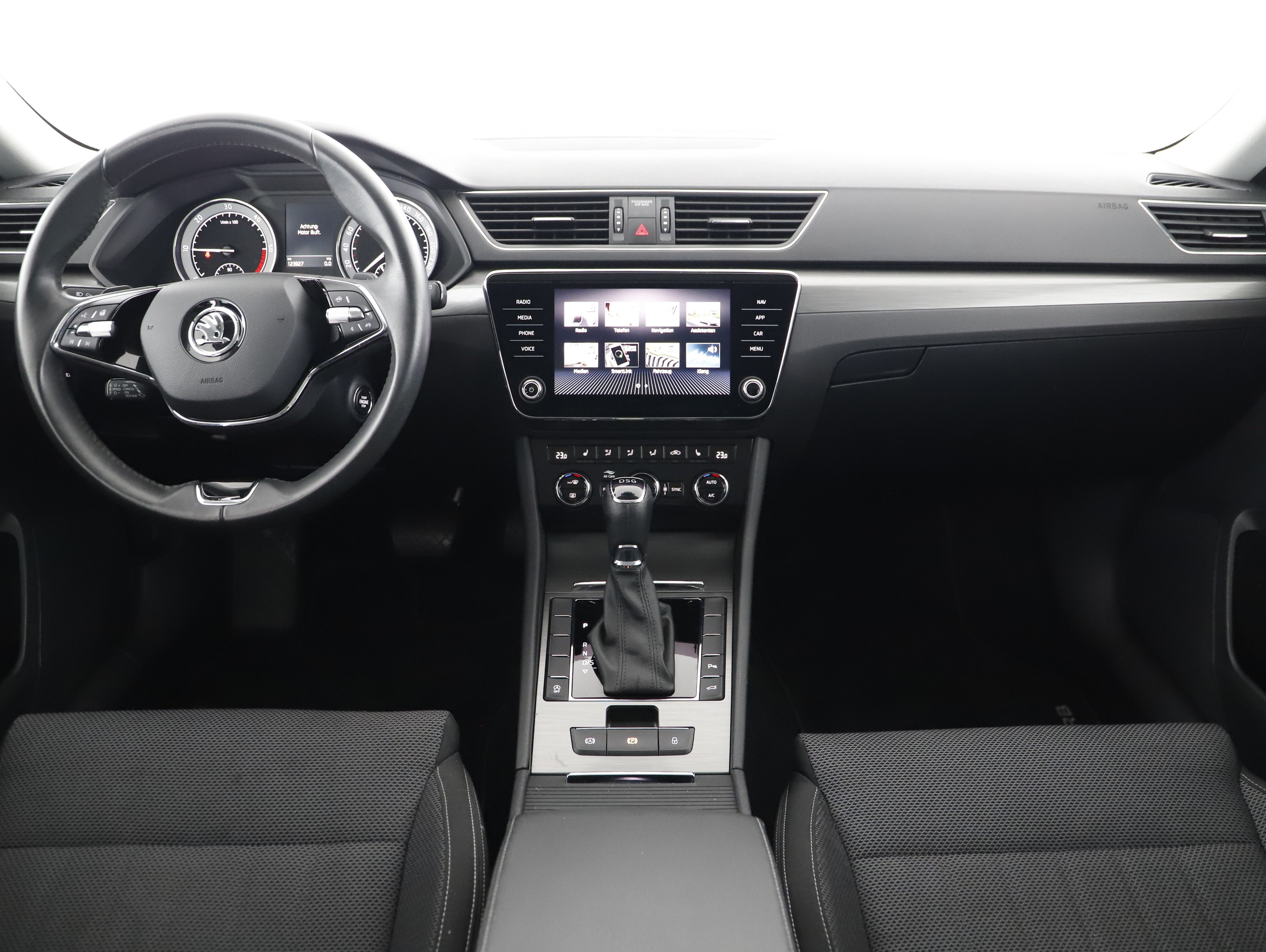 Skoda Superb Combi 2.0 TDI Style | Bild 3 von 25
