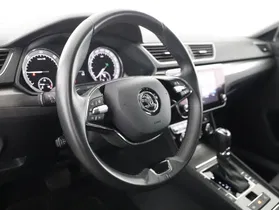 Skoda Superb Combi 2.0 TDI Style | Thumbnail 4 von 25