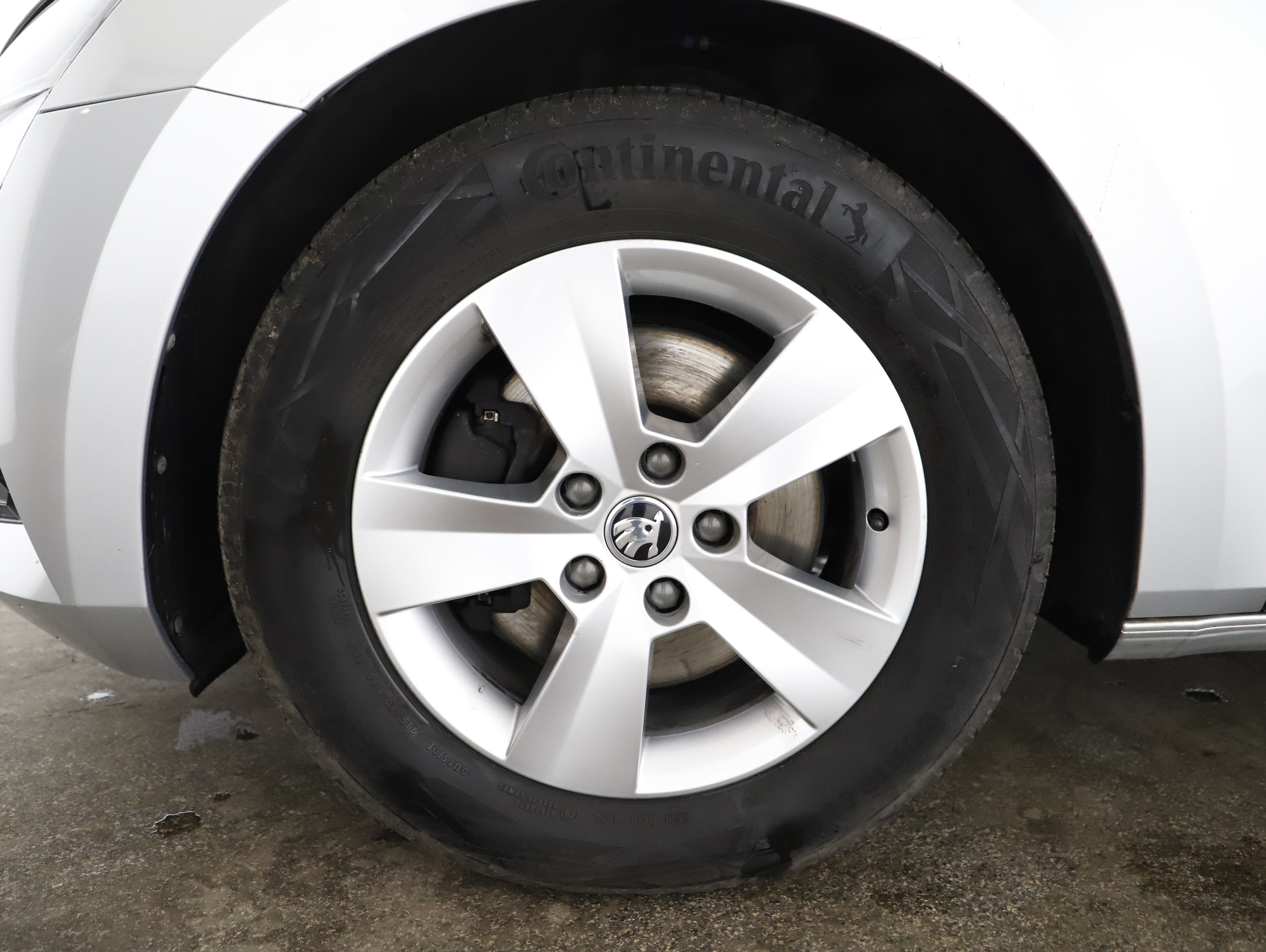 Skoda Superb Combi 2.0 TDI Ambition | Bild 6 von 23