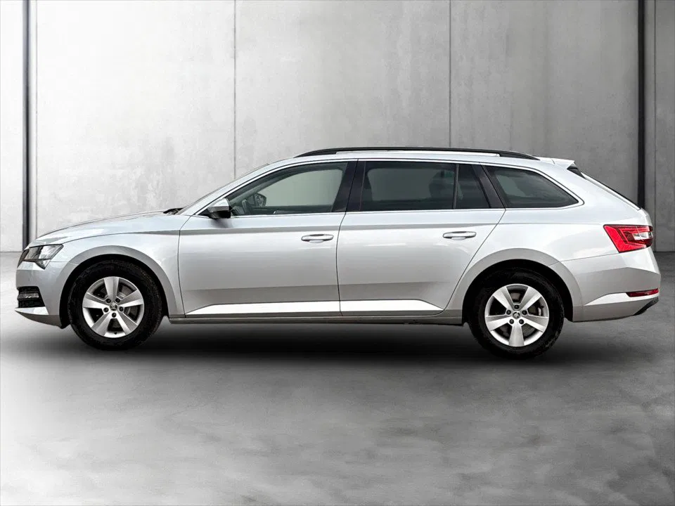 Skoda Superb Combi 2.0 TDI Ambition | Bild 9 von 23