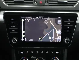 Skoda Superb Combi 2.0 TDI Ambition | Thumbnail 14 von 23