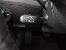 Skoda Superb Combi 2.0 TDI Style | Thumbnail 16 von 31