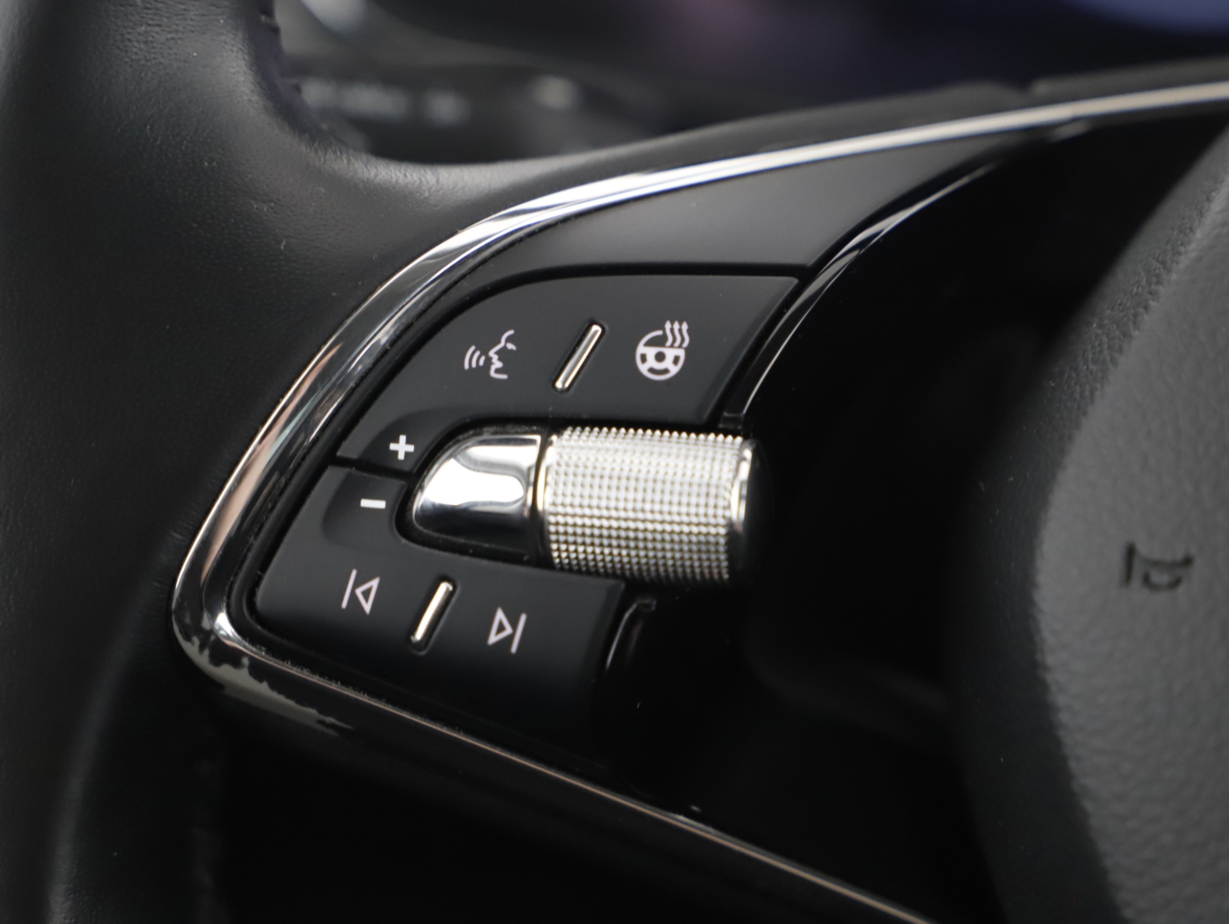 Skoda Superb Combi 2.0 TDI Style | Bild 10 von 22