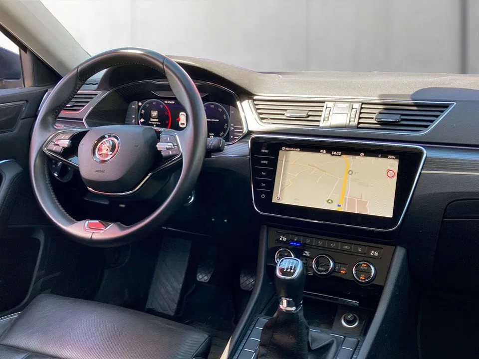 Skoda Superb Combi 2.0 TDI Style | Bild 11 von 22