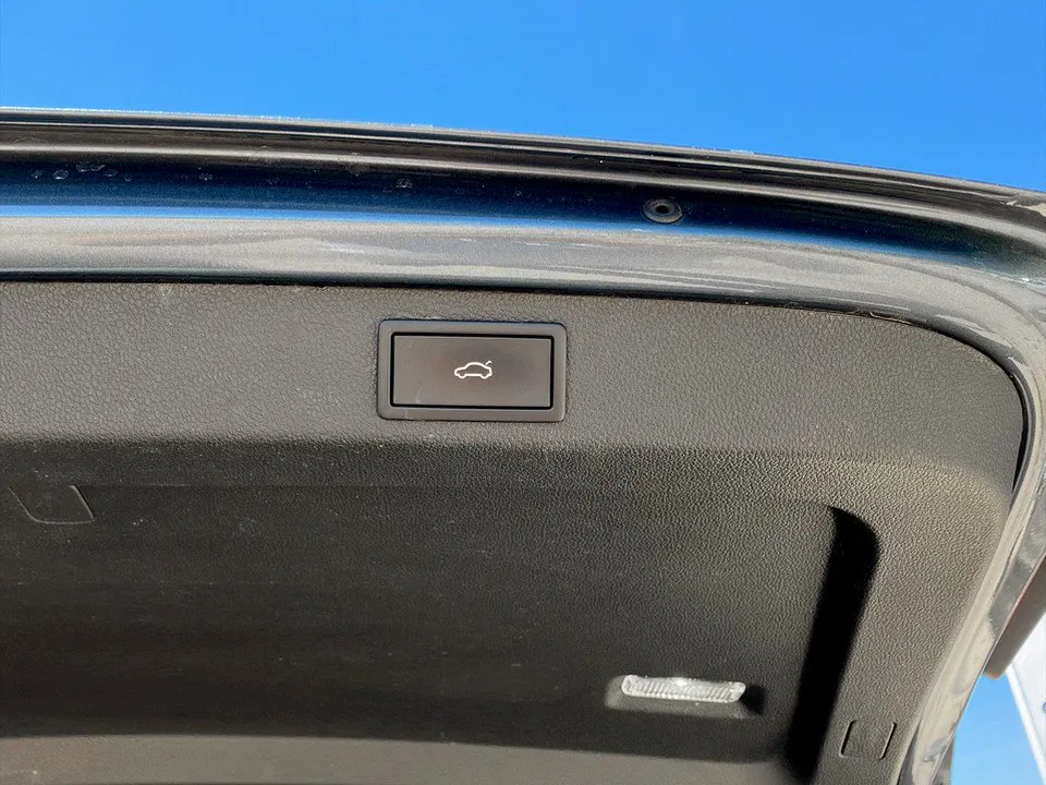 Skoda Superb Combi 2.0 TDI Style | Bild 15 von 22