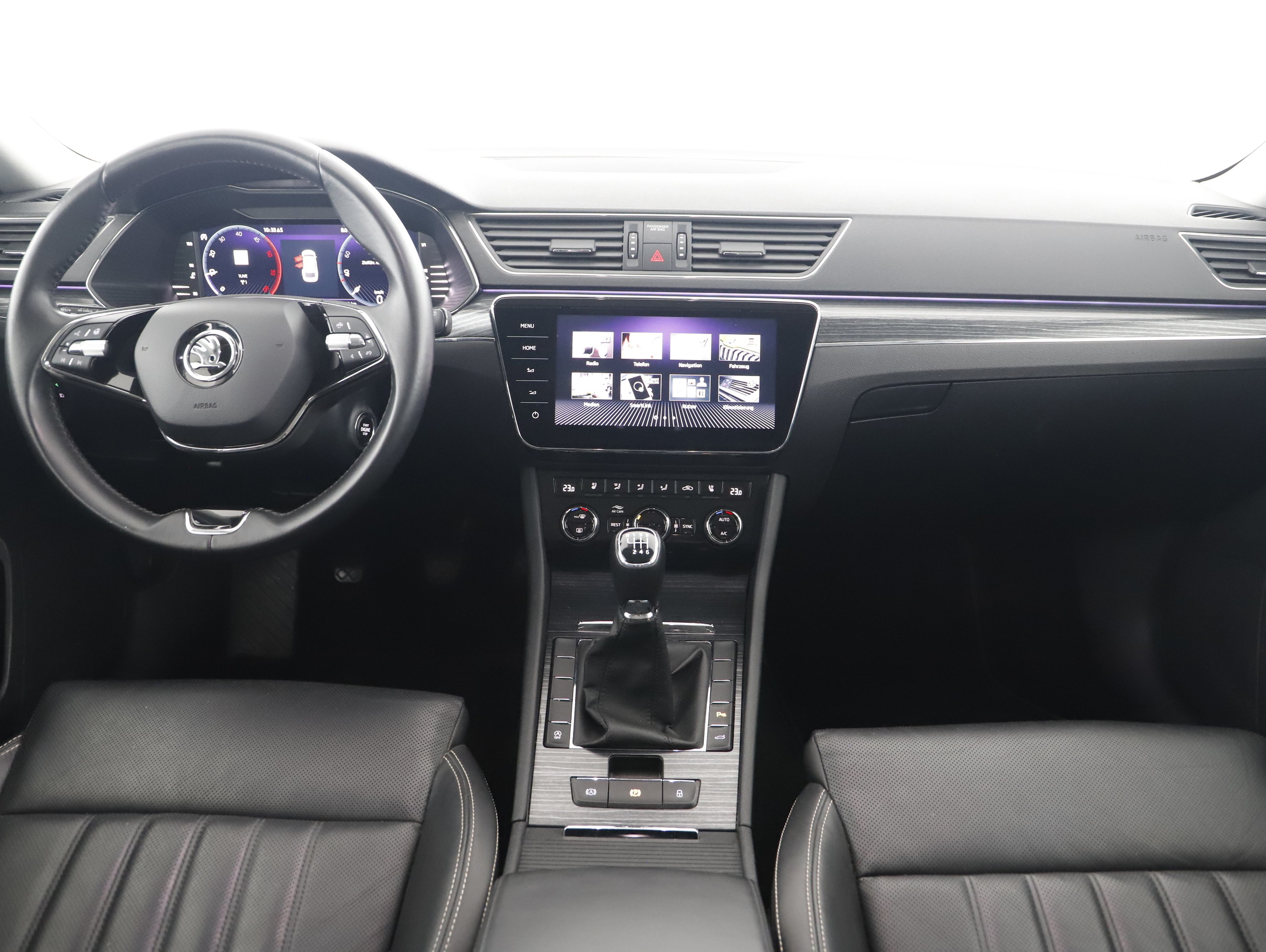 Skoda Superb Combi 2.0 TDI Style | Bild 12 von 22