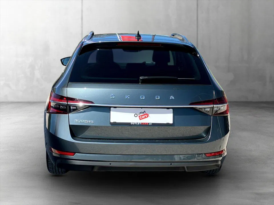 Skoda Superb Combi 2.0 TDI Style | Bild 6 von 22