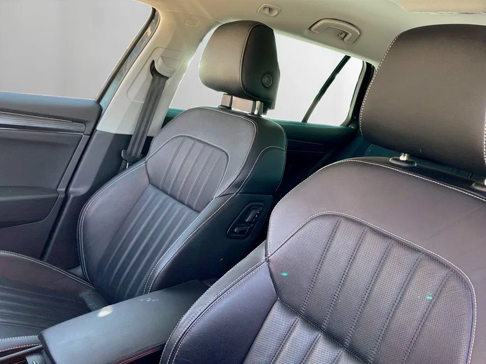 Skoda Superb Combi 2.0 TDI Style | Bild 7 von 22