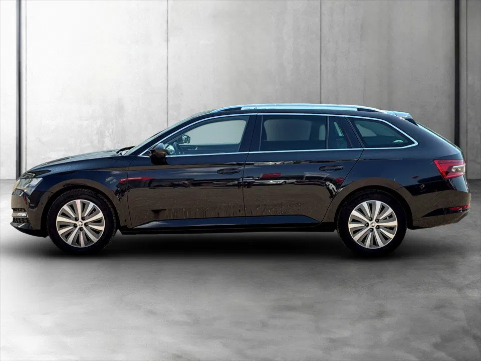 Skoda Superb Combi 2.0 TDI Style DSG | Bild 3 von 28