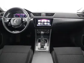 Skoda Superb Combi 2.0 TDI Style DSG | Thumbnail 3 von 25