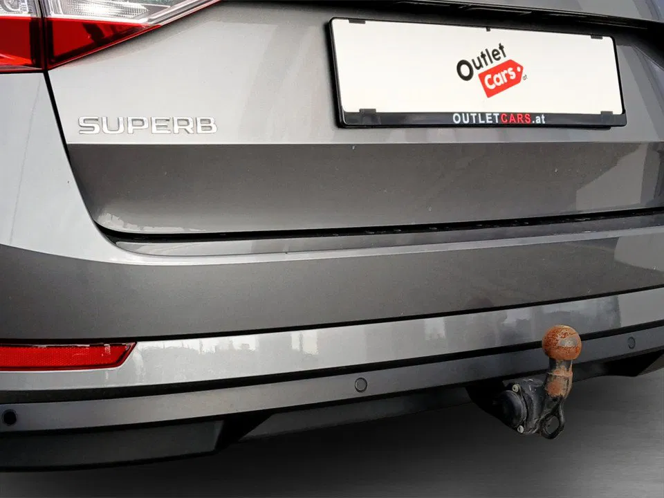 Skoda Superb Combi 2.0 TDI Ambition DSG | Bild 17 von 17