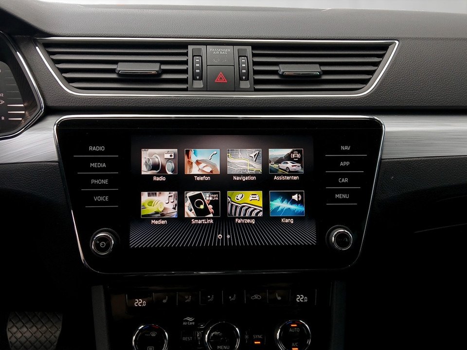 Skoda Superb Combi 2.0 TDI Ambition DSG | Bild 11 von 17