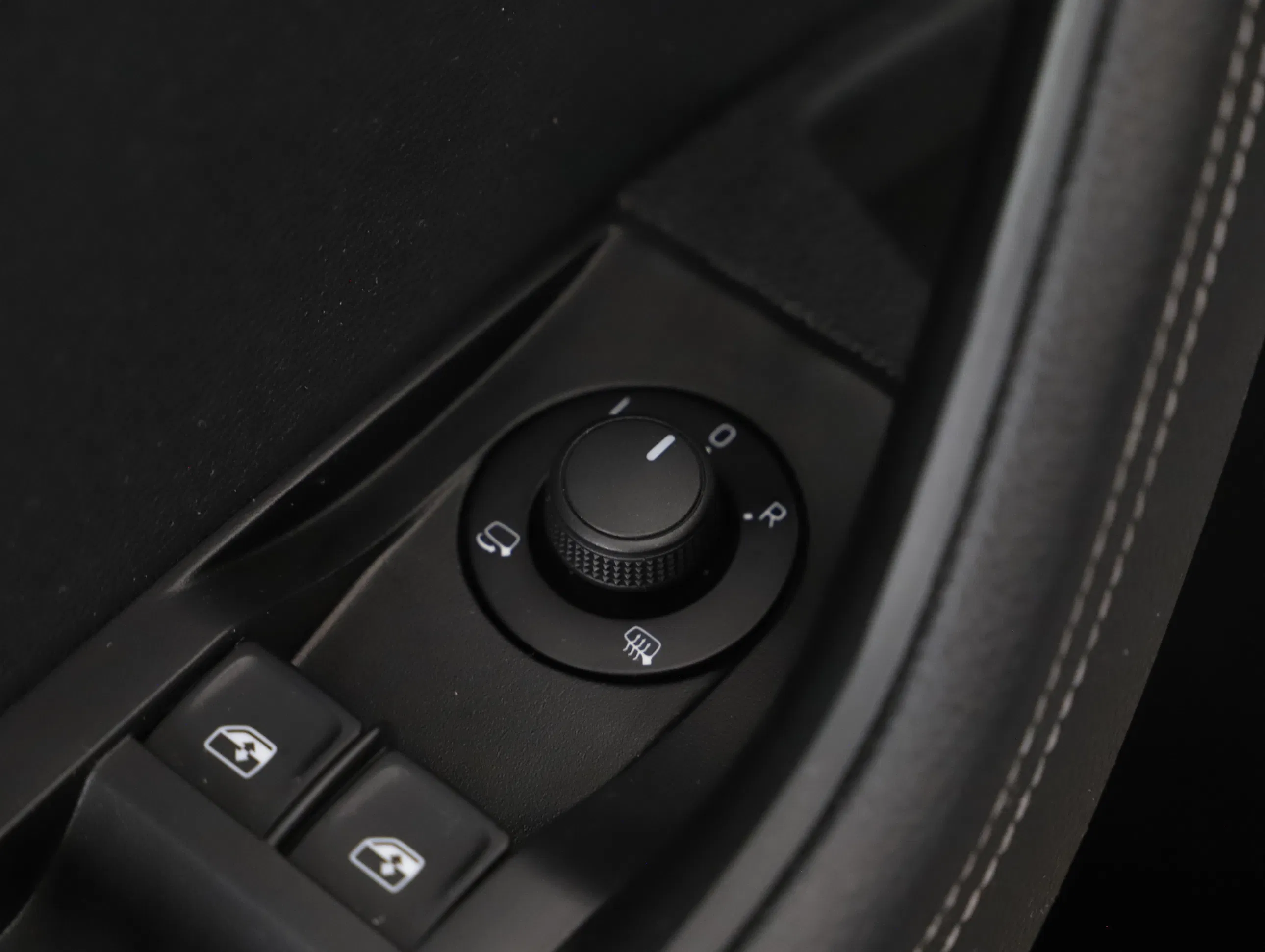 Skoda Superb Combi 2.0TDI | Bild 5 von 25