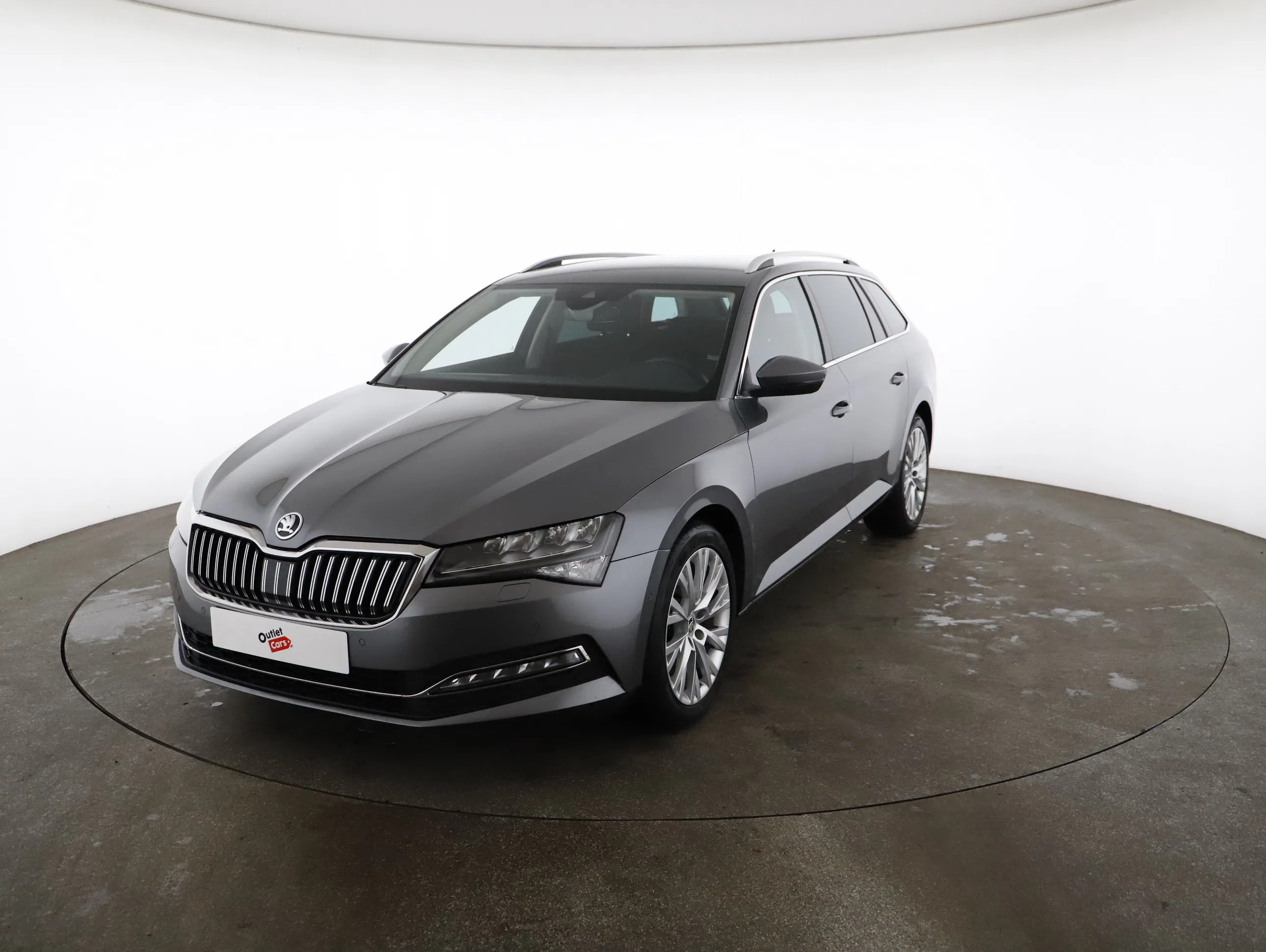 Skoda Superb Combi 2.0TDI | Bild 2 von 25