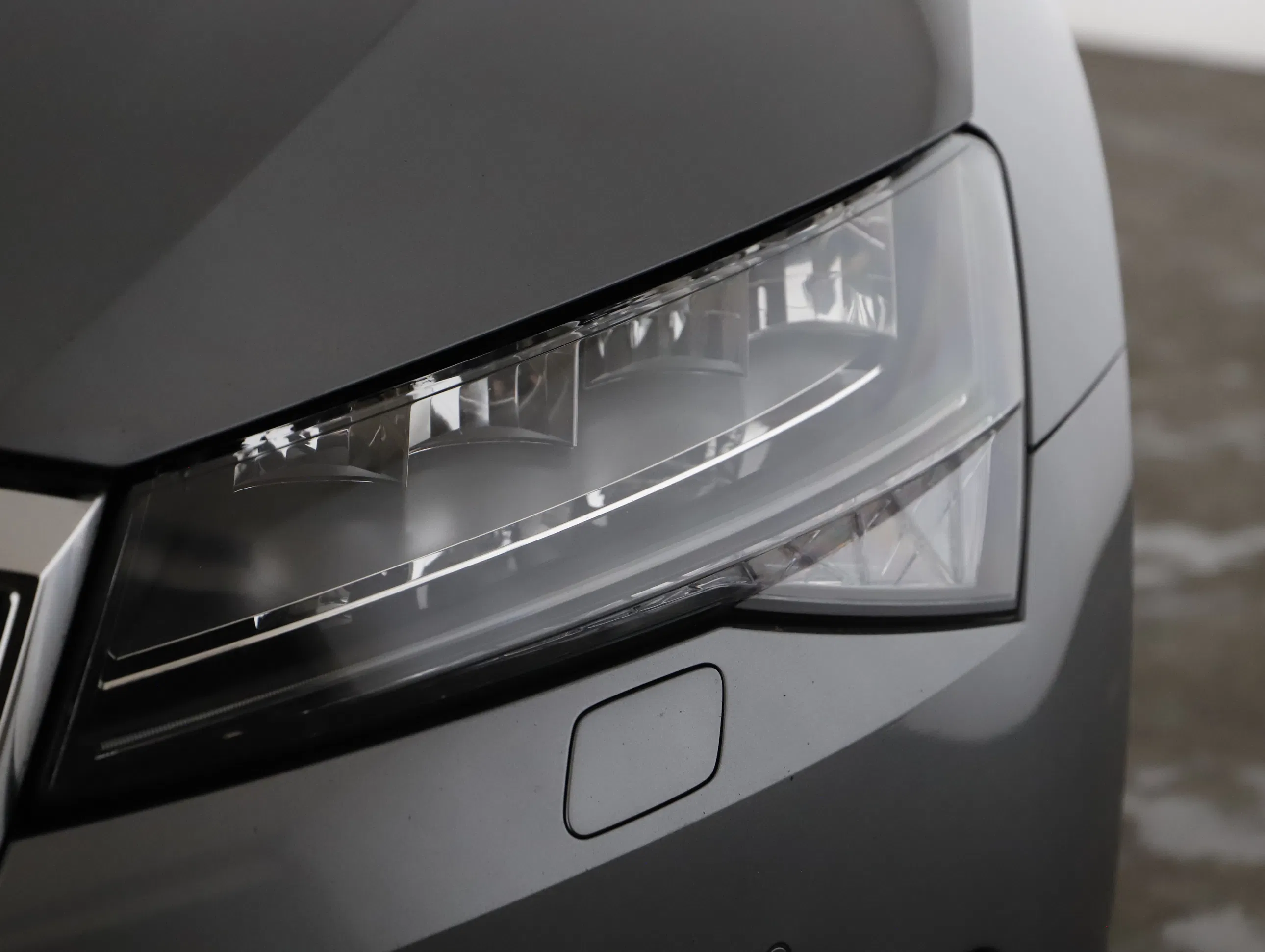 Skoda Superb Combi 2.0TDI | Bild 24 von 25