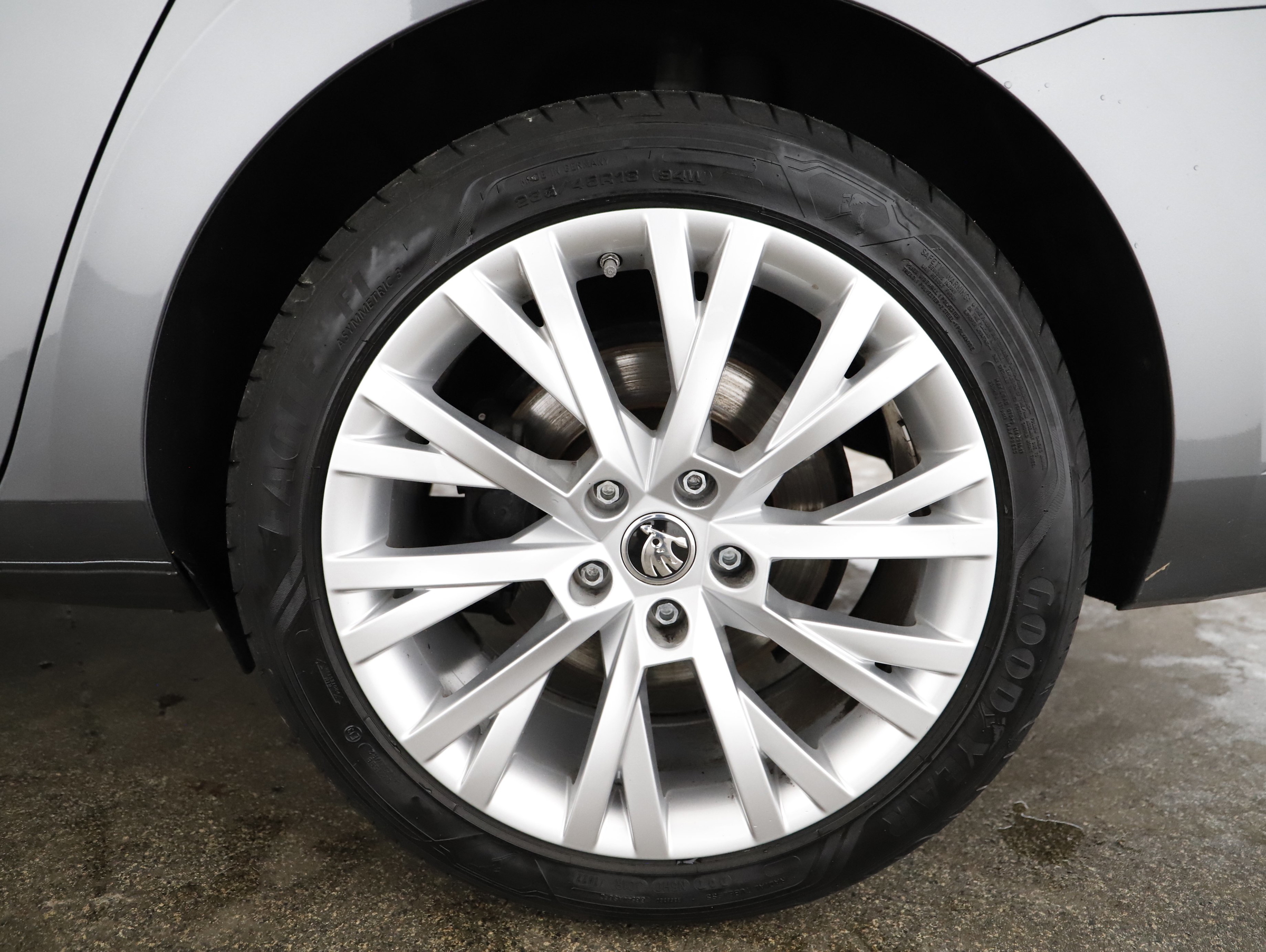 Skoda Superb Combi 2.0TDI | Bild 25 von 25
