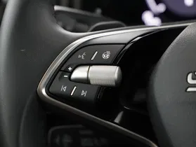Skoda Superb Combi 2.0 TDI W Essence | Thumbnail 11 von 22