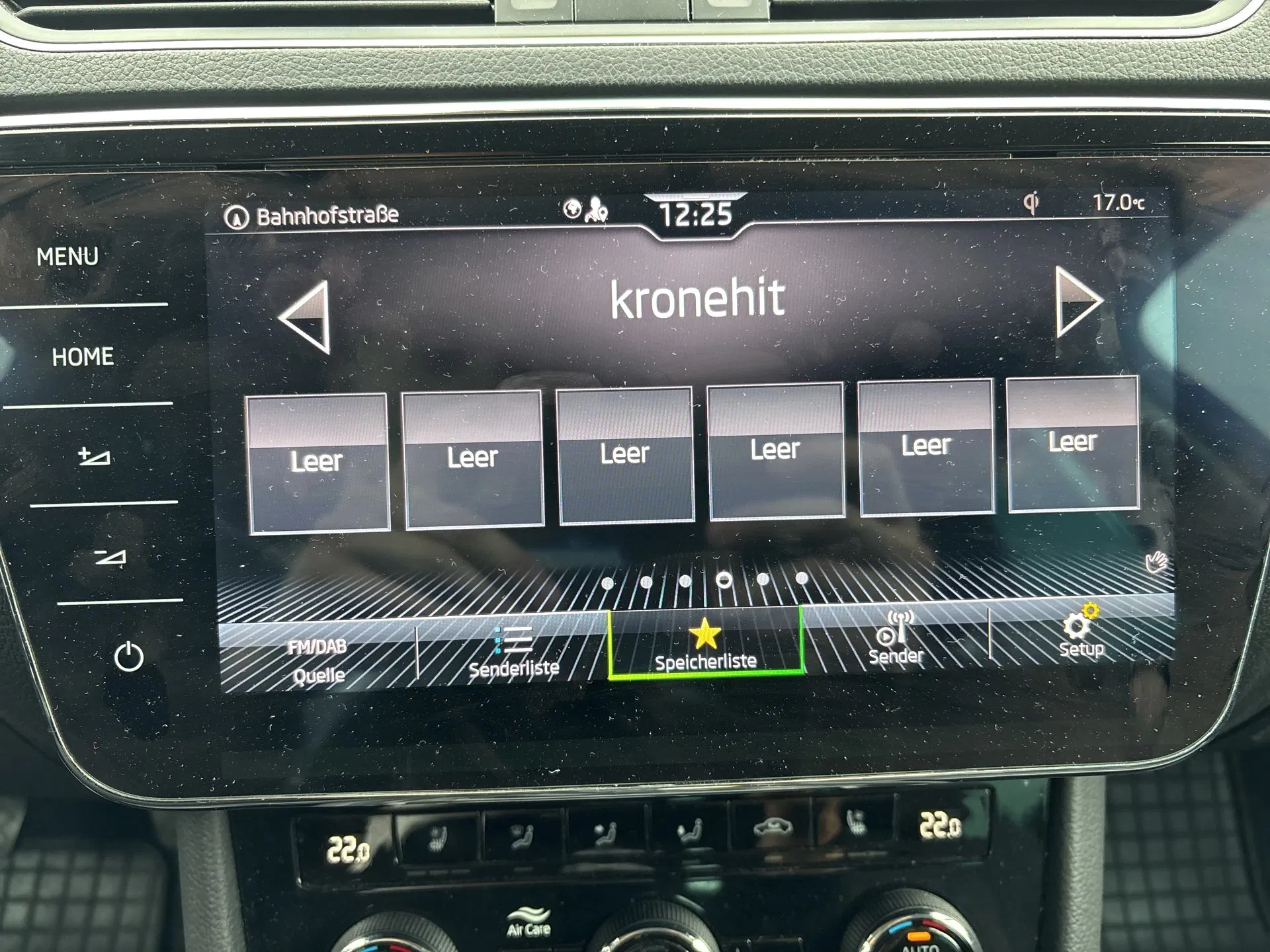 Skoda Superb Combi 2.0 TDI Style | Bild 21 von 25