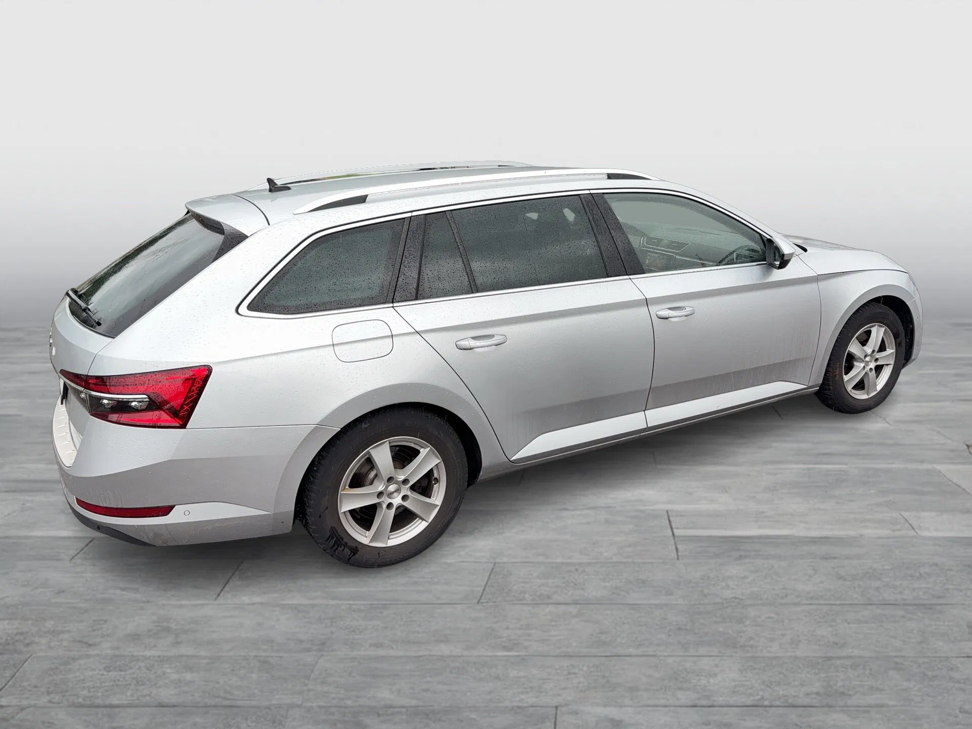 Skoda Superb Combi 2.0 TDI Style | Bild 6 von 25