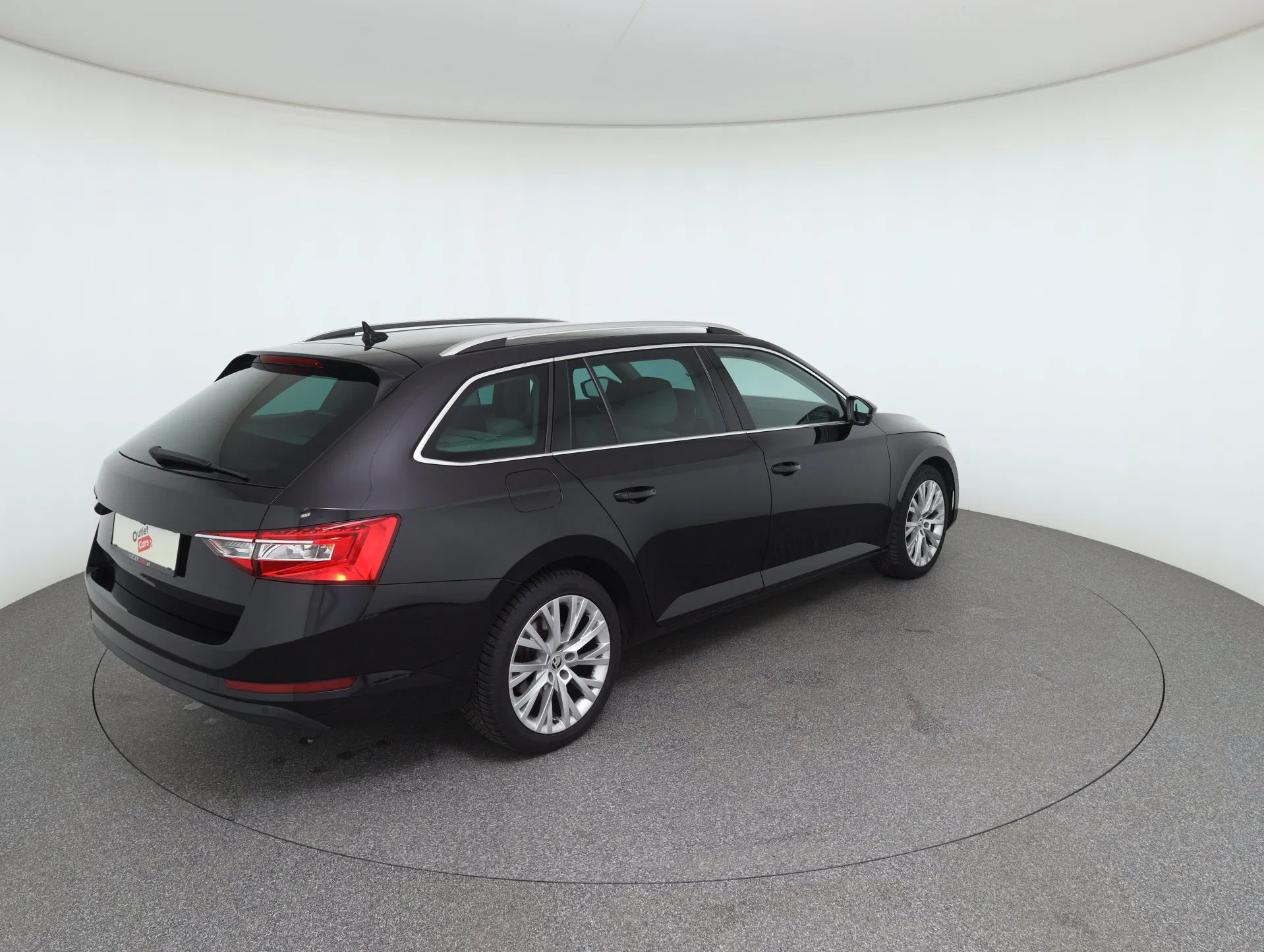 Skoda Superb Combi 2.0 TDI Style | Bild 6 von 28