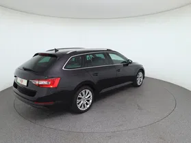 Skoda Superb Combi 2.0 TDI Style | Thumbnail 6 von 28