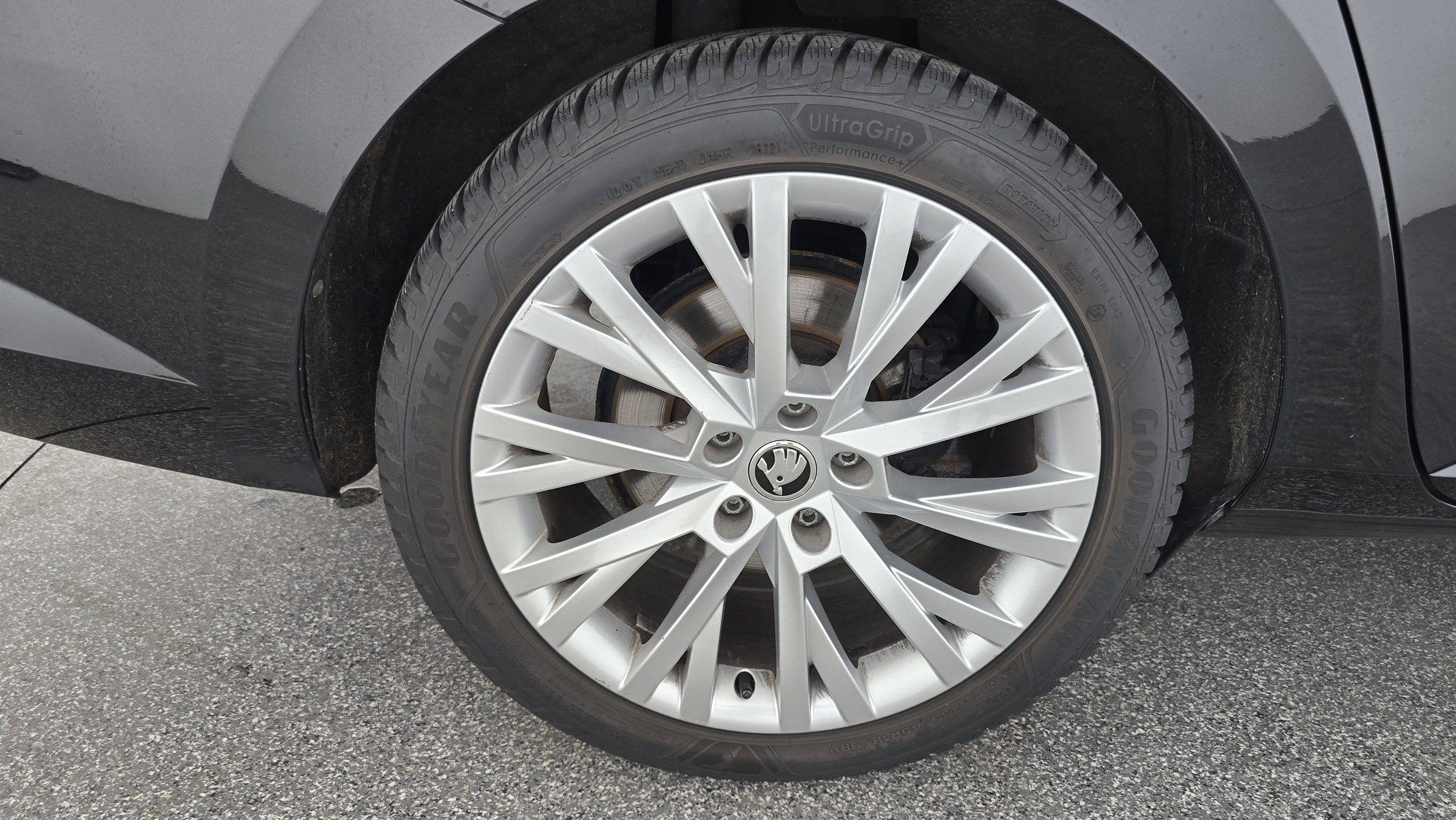 Skoda Superb Combi 2.0 TDI Style | Bild 10 von 28