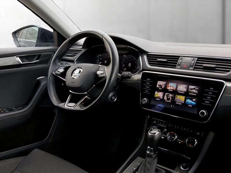 Skoda Superb Combi 2.0 TDI Style | Bild 13 von 27