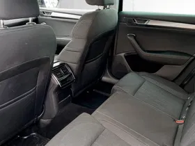 Skoda Superb Combi 2.0 TDI Style | Thumbnail 24 von 27