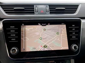 Skoda Superb Combi 2.0 TDI Style | Thumbnail 18 von 27