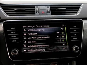Skoda Superb Combi 2.0 TDI Style | Thumbnail 21 von 27