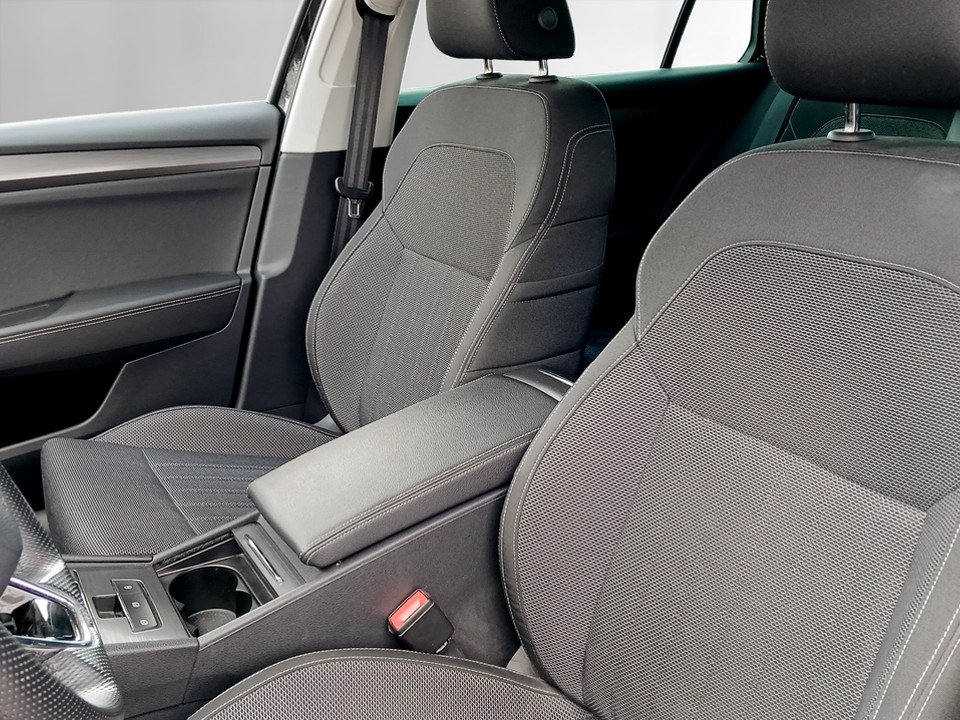 Skoda Superb Combi 2.0 TDI Style | Bild 10 von 27