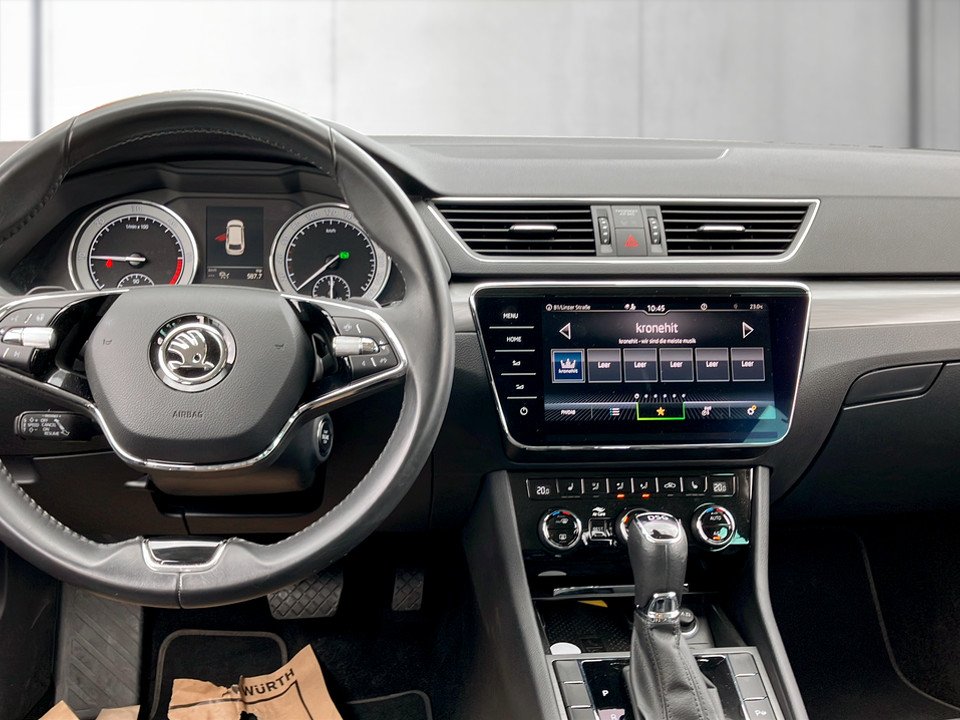 Skoda Superb Combi 2.0 TDI Style | Bild 10 von 29