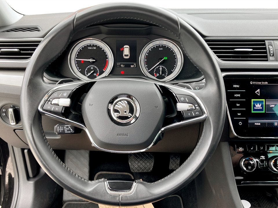 Skoda Superb Combi 2.0 TDI Style | Bild 21 von 29