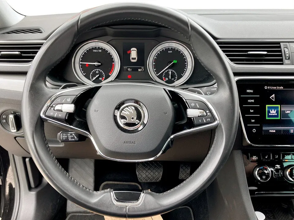 Skoda Superb Combi 2.0 TDI Style | Bild 21 von 29