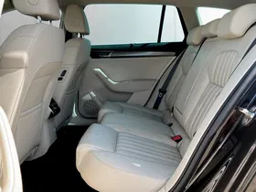 Skoda Superb Combi 2.0 TDI Style Aut. | Thumbnail 21 von 24