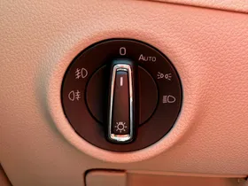 Skoda Superb Combi 2.0 TDI Style Aut. | Thumbnail 9 von 24