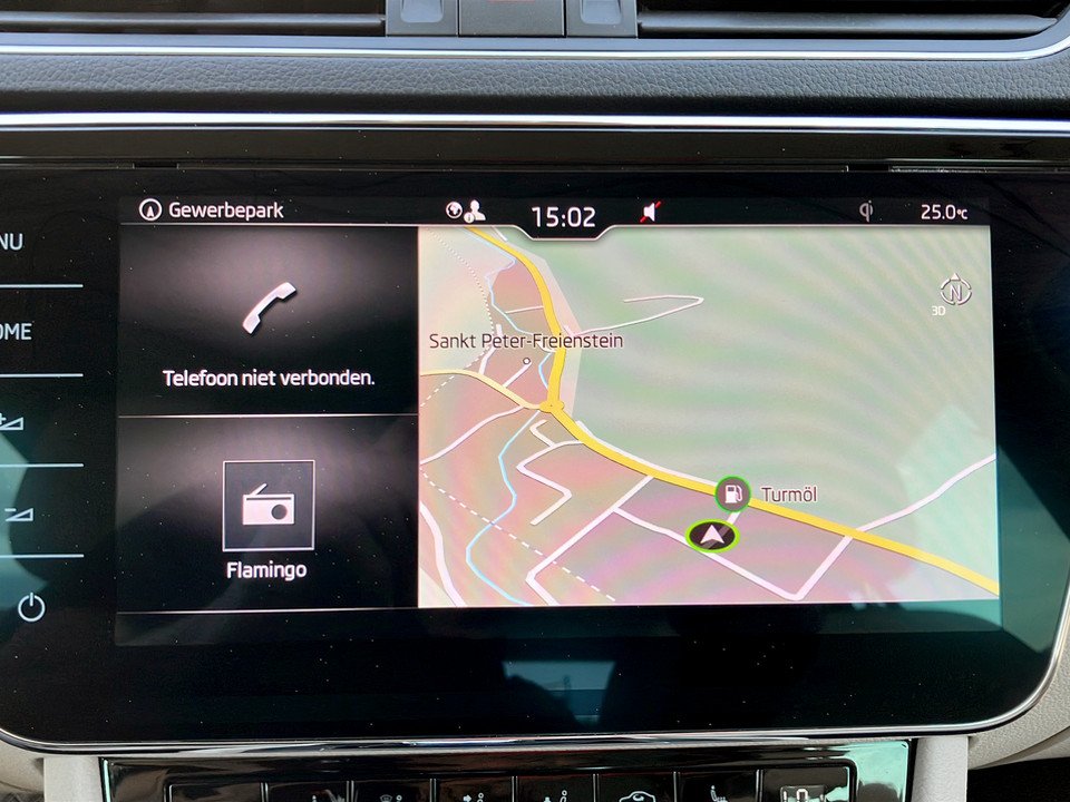 Skoda Superb Combi 2.0 TDI Style Aut. | Bild 18 von 24